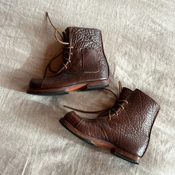 Cydwoq “Pocket” Leather Boots - Picture 8 of 13